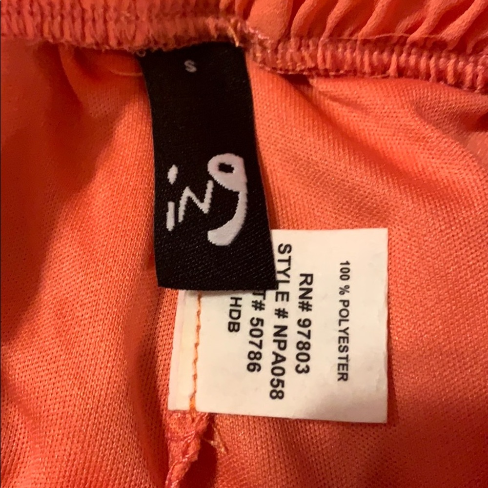 NWT Ruffle Shorts! - Picture 4 of 4